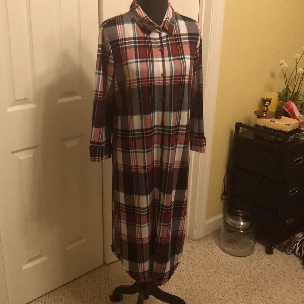 Project 29 Long Dress Shirt. NEW